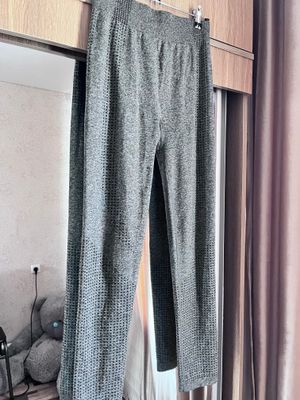 Продаются лосины спортивные!Leggings sotiladi!