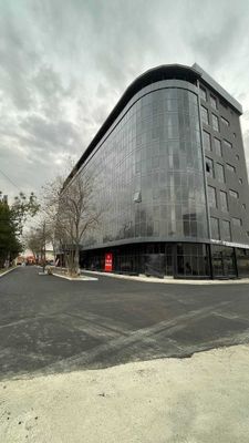 Продаётся Бизнес центр в Яккасарайском р-не (Южный вокзал)