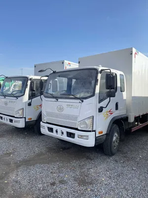 FAW Tiger V промтоварный фургон