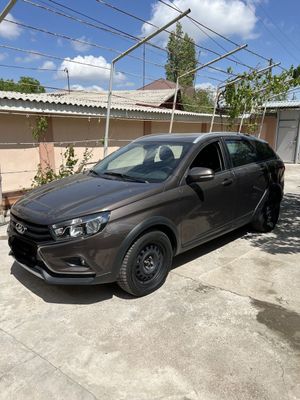 Lada Vesta Cross