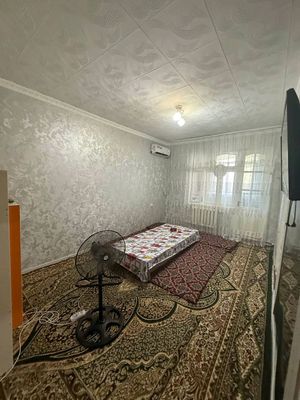 Продаю Срочно 2х комнтаная , Юнусабаде-11
