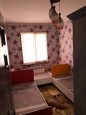 3 ta kravat sotiladi