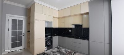 Dom sotiladi yengi novostroyka 100 kv kvadrati 1200$ dan