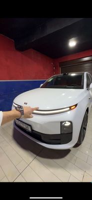 Lixiang L6 eshik plisoska va parog hizmati