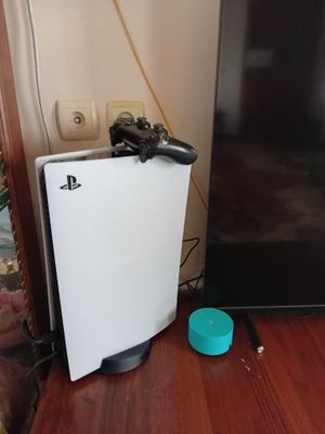 Срочно продаётся PlayStation 5 Addition с дисководом