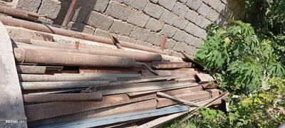 БУ Хар хил размердеги уголниклар трубалар швеллерлар сотилади