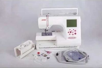 Janome 370 E