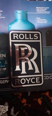 Rolls royce значок новый