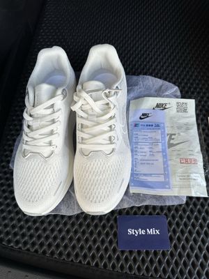 Белые красовки nike