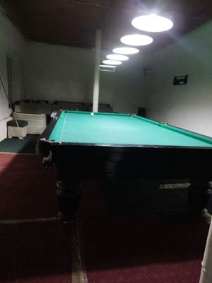Bilyard stol. Miramirdan .Taxtalari dub materildan bolgan