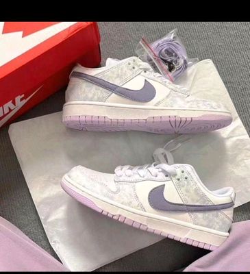 NIKE красовки