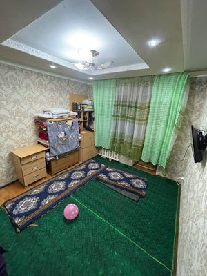 Продажа 2/1/4 на Максим Горкий,( метро), 2 хонали сотилади