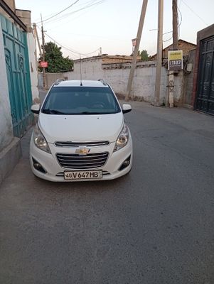 Spark srochni sotiladi