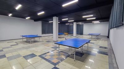 Stol tennisi sotiladi