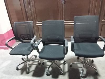 Kresla sotiladi 3 dona