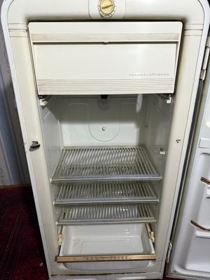 Xoladilnik Maskva zil