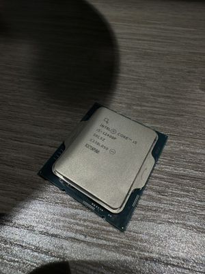 Процессор Intel core i5 12400f