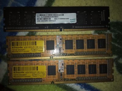 Sotiladi ddr3 2ta 4gblik 1600mhz va bitta ddr4 4gb 2400mhz sotiladi