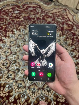 Samsung Galaxy S10 Plus 8/128GB Blue Flagman Igravoy Holati Yaxshi Zor