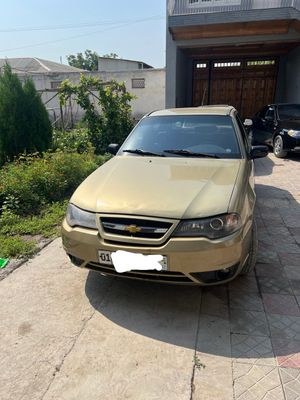 Срочно сотилади Нексия 2