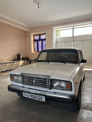 Lada 2107 Sotiladi