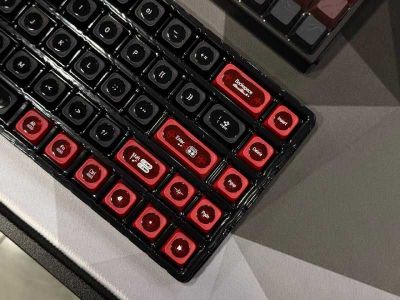 Aula White & Black Keycap – zamonaviy va mustahkam tugmalar komplekt