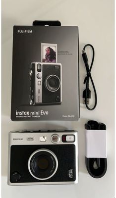 Instax mini evo