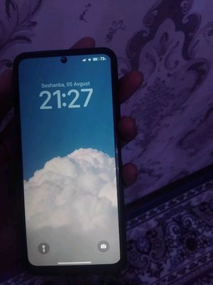 Redmi note 12 xotira 8/128 GB narxi 900 ming