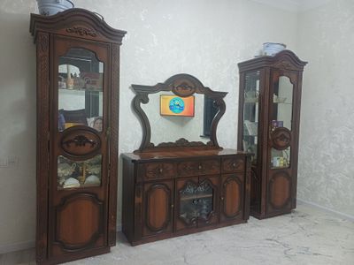 Сотилади Камод Стенка шифанер