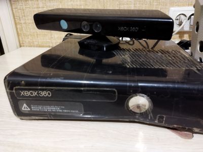 Xbox-360 + kinect. 200 игр записано.