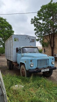 ГАЗ 5228 грузовой мошина сотилади.