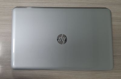 HP Pavilion notebook sotiladi core i3 inside