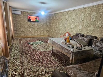 Ховлили Уй сотилади Продается