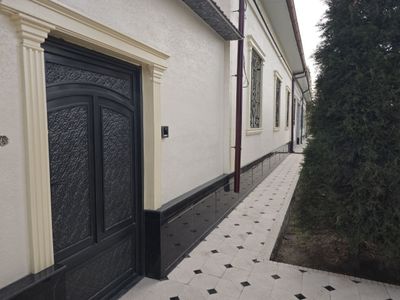 Продается Евро дом на Мажнунтол махалля