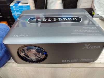 Projector X1 sotiladi yengi kalichstvada bor