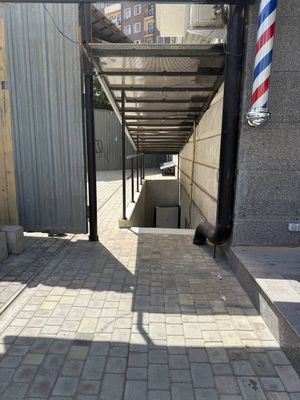 Продается нежилое помещение под офис