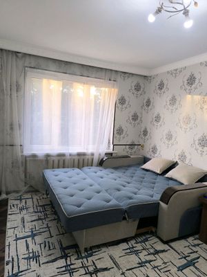 Сдам Чиланзар 7.  1/4/4 Ориентир Микрокредит банк