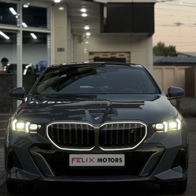 BMW i5 eDrive 35L