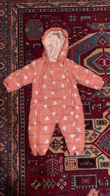 Продам детские комбинезоны