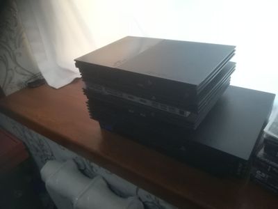 PlayStation2 Slim, Fat сотилади.