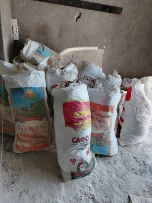 Продается мешки бу из под муки 50 кг