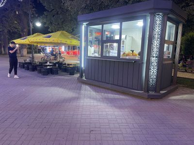 Сдаётся в аренду магазин fasfud fresh bar 3 v 1 в в два бродве братвей