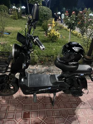 Skuter sotiladi xolati yaxshi tovlanib turadi kaska 16$