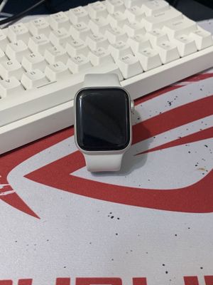 Apple watch series 4 (40mm)