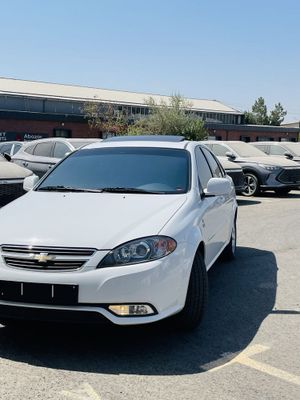 Chevrolet jentra 2023 yil AT