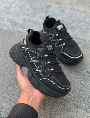 Зимние кроссовки для женщин