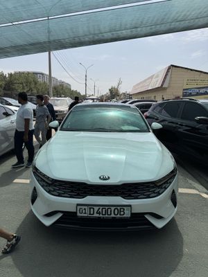 2021 kia k 5 sotiladi kiraskasi toza holat idyal murojat uchun telfon
