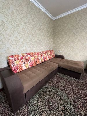 Продаётся диван договорная