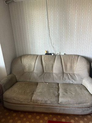 Eski uy mebellari sotiladi