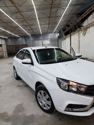 Lada Vesta sotiladi yili 2019 metan gazlari bor holati alo